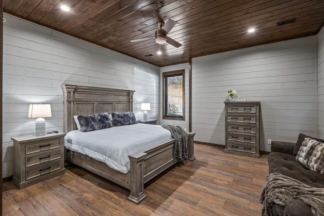 LUCID DREAMS LODGE Cabin Rental LUCID DREAMS LODGE Cabin Rental