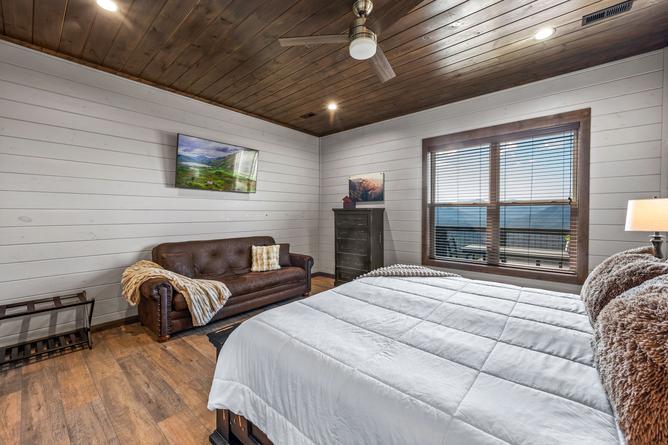 LUCID DREAMS LODGE Cabin Rental LUCID DREAMS LODGE Cabin Rental