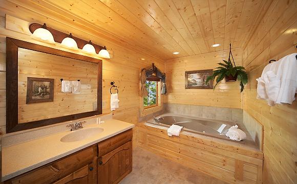 CADES COVE CASTLE Cabin Rental CADES COVE CASTLE Cabin Rental
