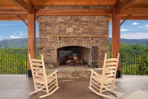 ESSENCE OF THE SMOKIES Cabin Rental ESSENCE OF THE SMOKIES Cabin Rental