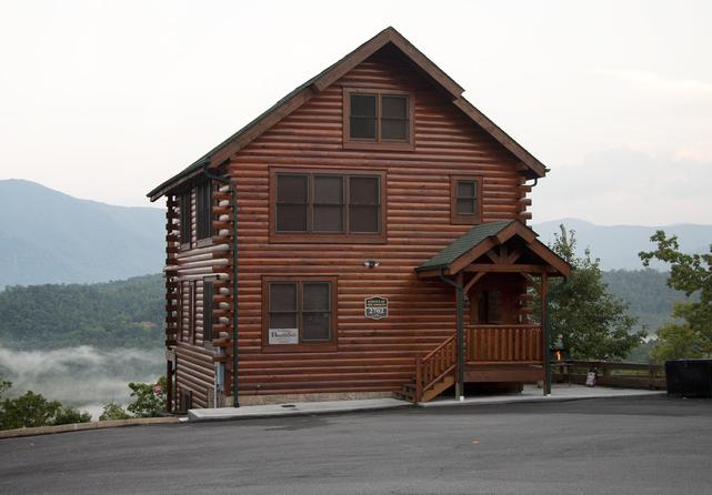 ESSENCE OF THE SMOKIES Cabin Rental ESSENCE OF THE SMOKIES Cabin Rental