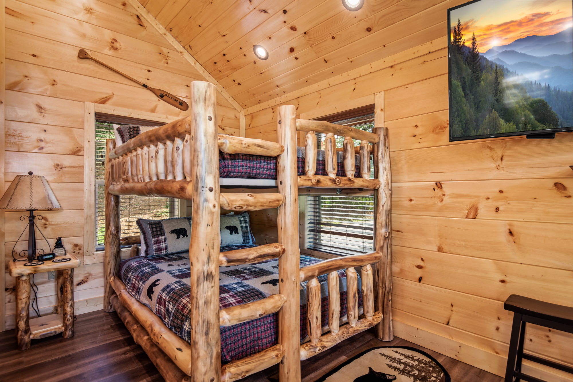 American Bearadise - 2 BEDROOM Cabin In Sevierville