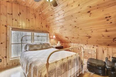 SECLUDED HIDEAWAY SECLUDED HIDEAWAY