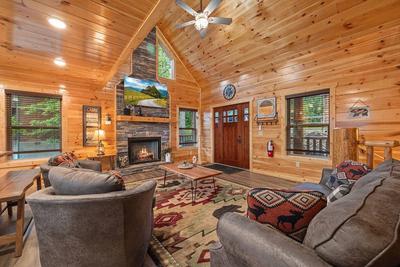 LECONTE VIEW MANOR