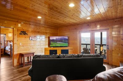 AWESOME VIEW LODGE