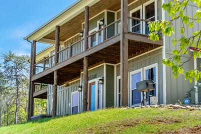 SUMMIT RIDGE LODGE