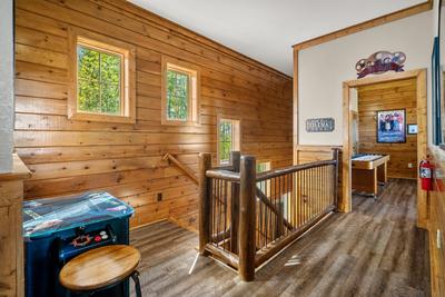 SUMMIT RIDGE LODGE