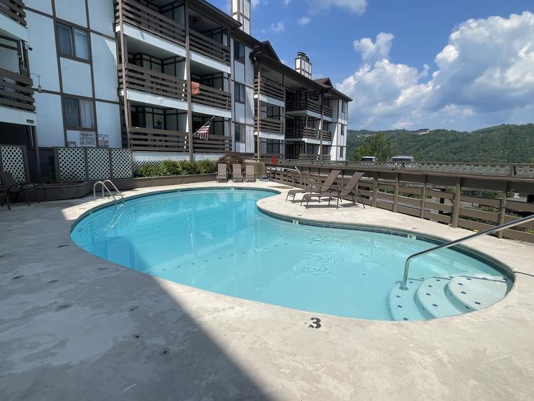 In the Heart of Gatlinburg Condo 216