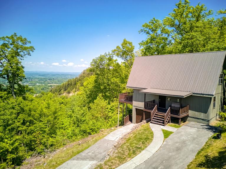 Peekin' Over Pigeon Forge