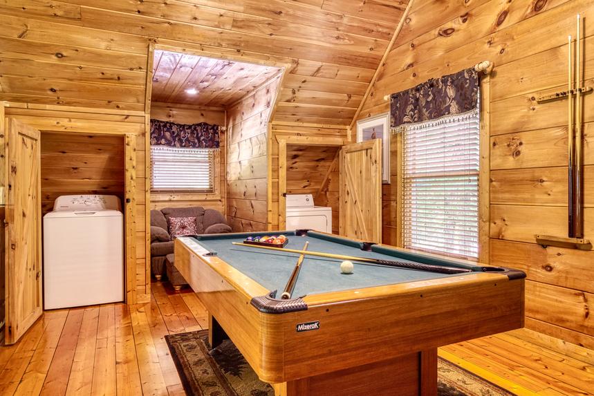 Washer and Dryer Pigeon Forge Cabin Rental