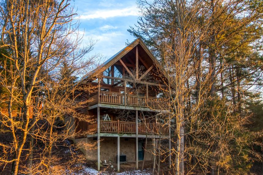 Pigeon Forge Two Bedroom Cabin