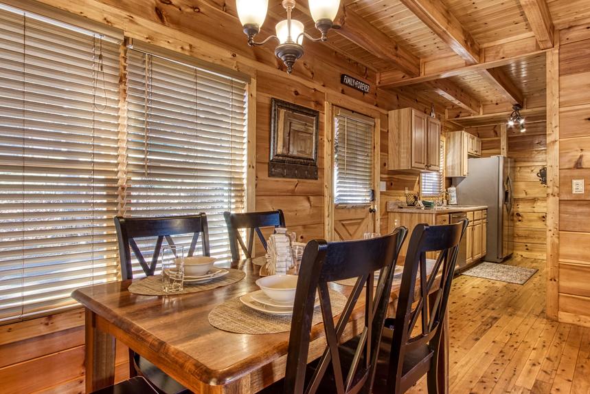 Kitchen and dining room at Morning Glory Cabin