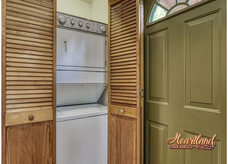 Gatlinburg Honeymoon Cabin - Monte Casa - Washer Dryer