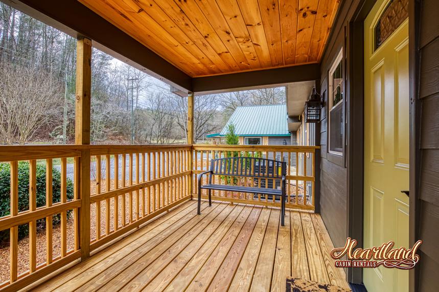 Lazy Creek Cottage