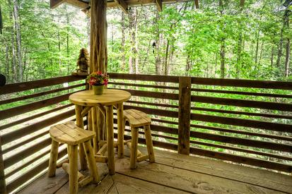 Aspen’s Hideaway - 1 bedroom cabin in between Gatlinburg and Pigeon Forge