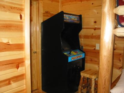 Play games on the Classic Arcade 60/Pac Man/donkey kong