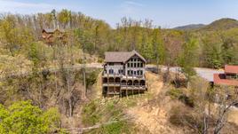 Taken at Gi-Pa’s Getaway in Pigeon Forge TN