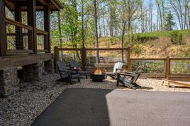 Taken at Gi-Pa’s Getaway in Pigeon Forge TN