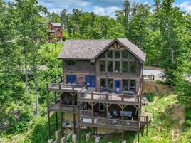Taken at Gi-Pa’s Getaway in Pigeon Forge TN