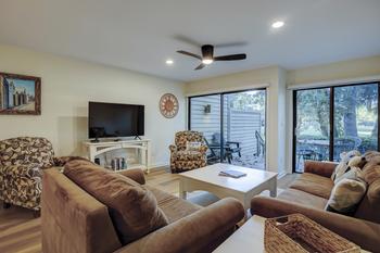 116 The Greens 2 BR Shipyard Condo 2 Bedroom Cabin Rental