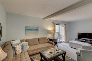 8B Xanadu 3 BR Forest Beach Condo 3 Bedroom Cabin Rental