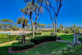 Click to view details of 5106 Hampton Place 2 BR Oceanfront 