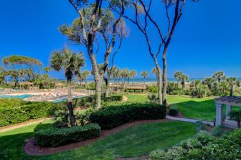 Click to view details of 5106 Hampton Place 2 BR Oceanfront 