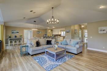 Click to view details of 24 Isle of Pines Sea Pines Golf Home