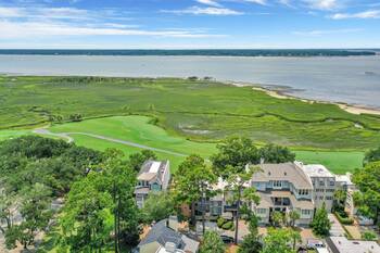 Click to view details of 19 Mizzenmast 3 BR Harbourtown Sea Pines