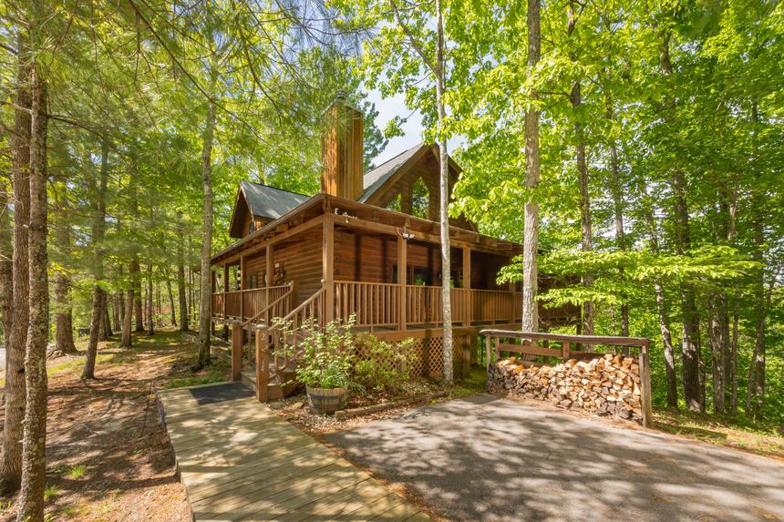 Balsam Mist Lodge