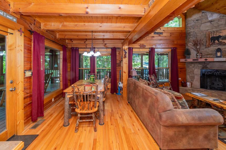 Balsam Mist Lodge
