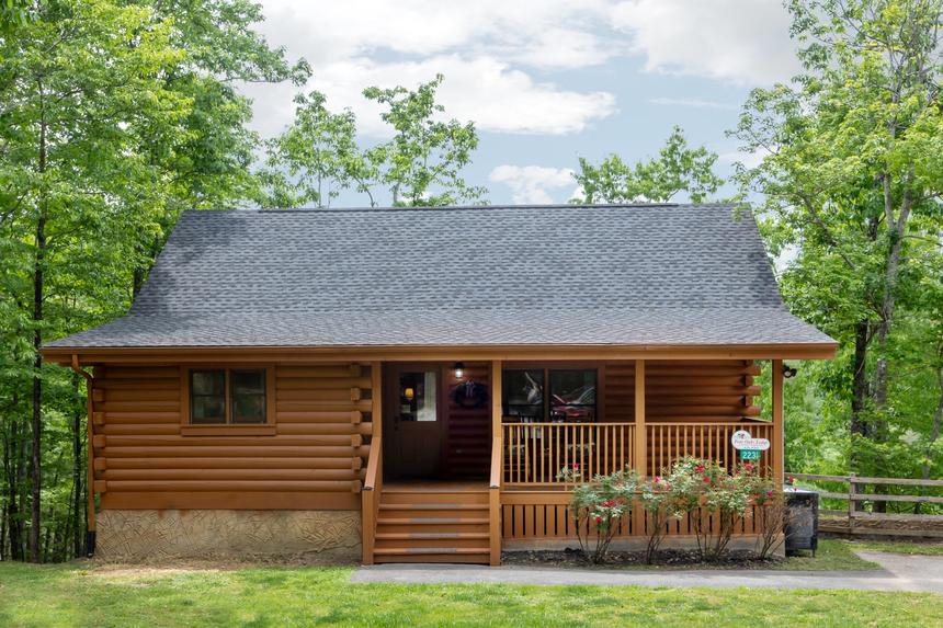 Four Oaks Lodge