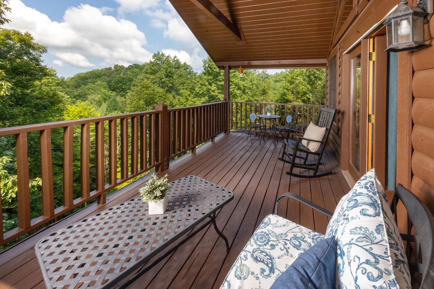 Sunset Lodge