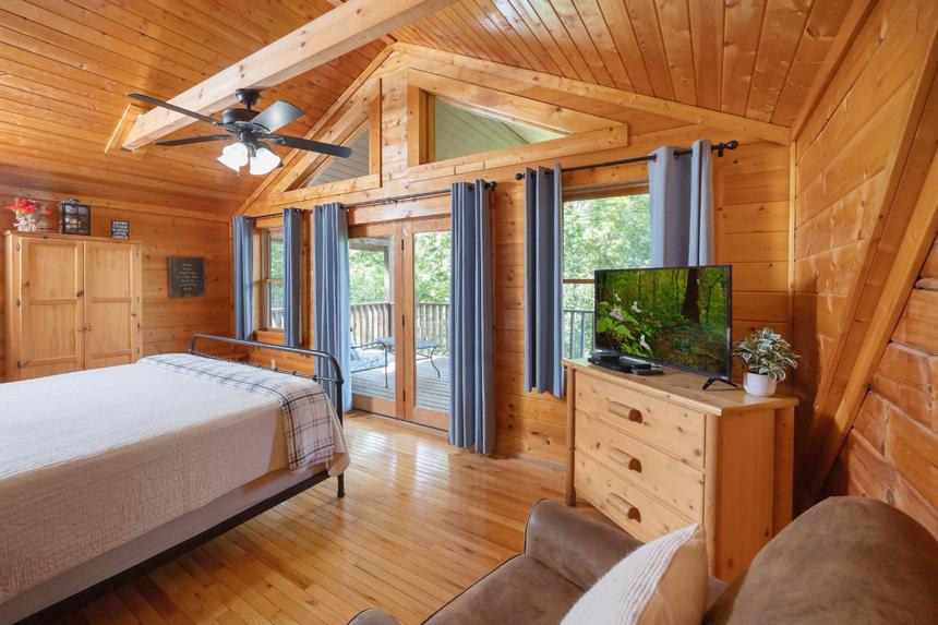 Sunset Lodge