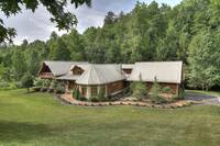 A Wonderful Vacation Cabin Rental in East Tennessee just Seconds from Downtown Pigeon Forge and minutes from Gatlinburg or Sevierville.   at Creekside Lodge 45 in Gatlinburg TN