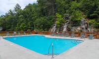 Splash Mountain Lodge Private Pool cabin in Pigeon Forge, TN at Splash Mountain Lodge 166 in Gatlinburg TN