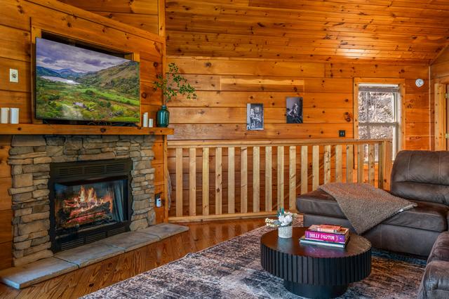 Taken at Blue Sage Hideaway in Gatlinburg TN