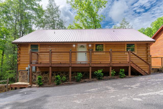 Taken at 211 Misty Mountain Getaway in Phase II TN