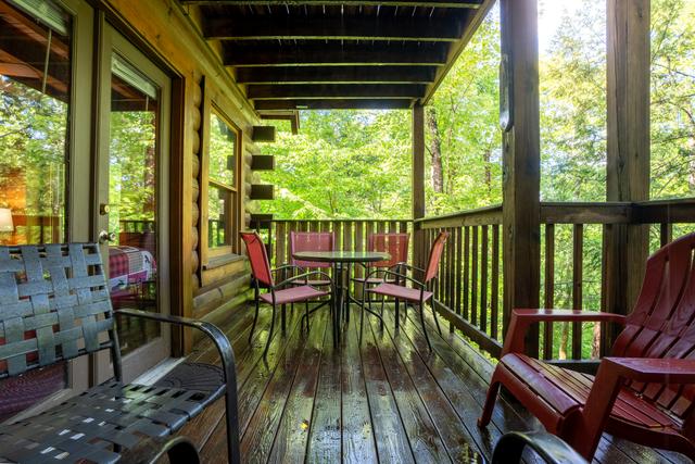 Taken at 26 Bearfoot Landing in Phase I TN