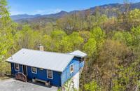 Taken at Austin's Mountain Hideaway in Gatlinburg TN