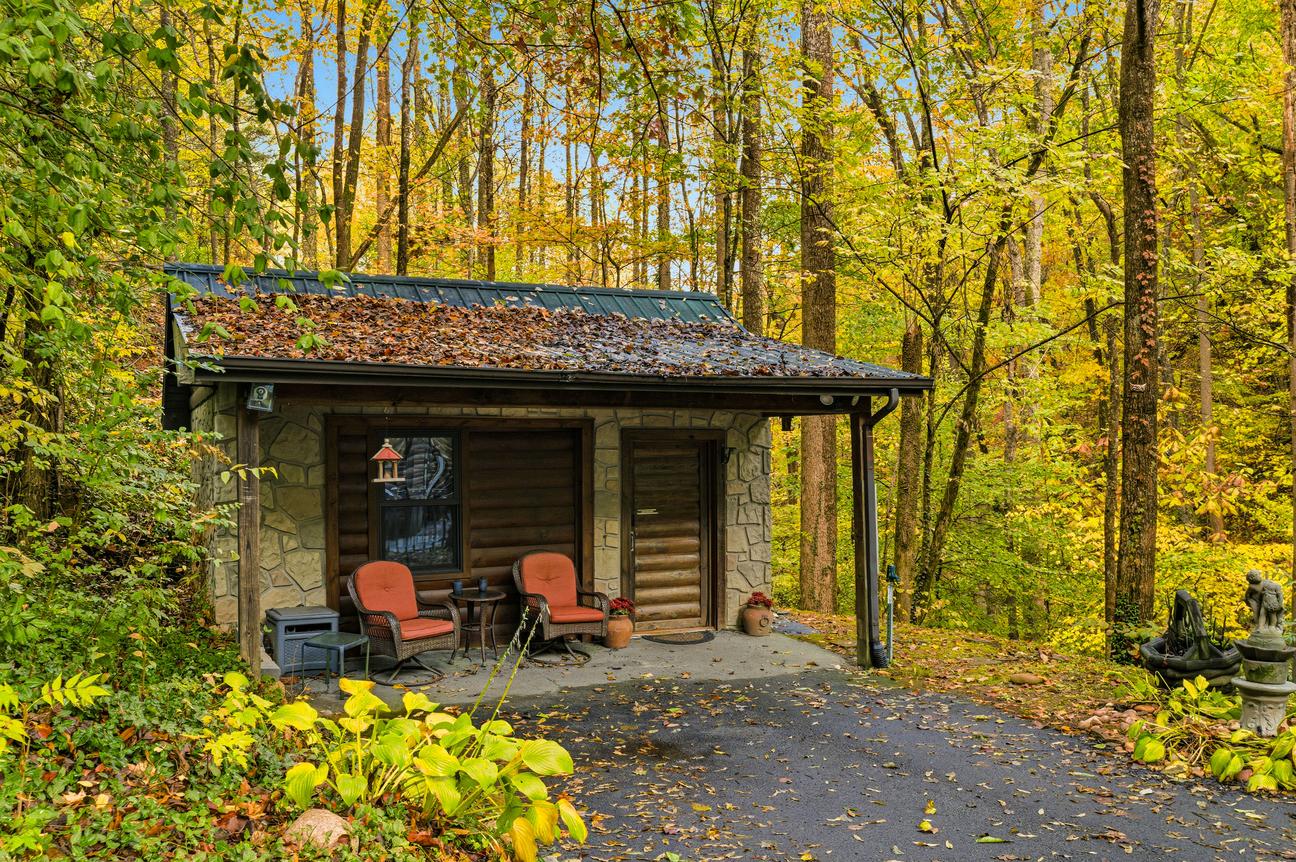 Waterfall Woods Lodge