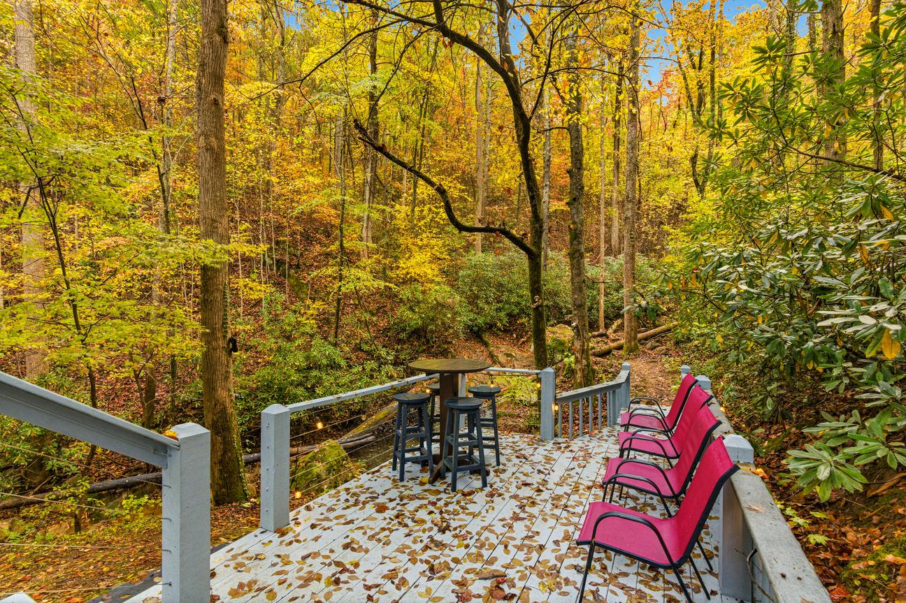 Waterfall Woods Lodge