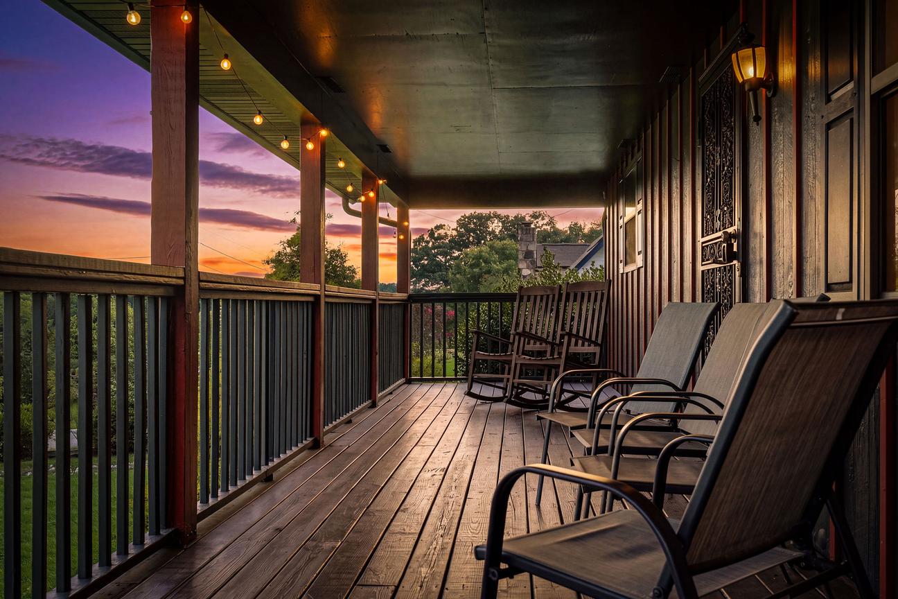 Firelight Cabin