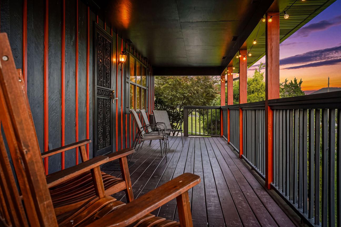 Firelight Cabin