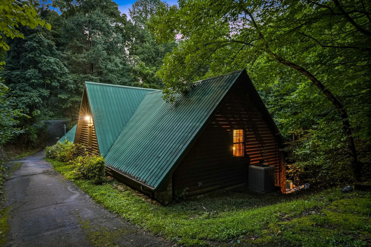 Waterfall Woods Lodge