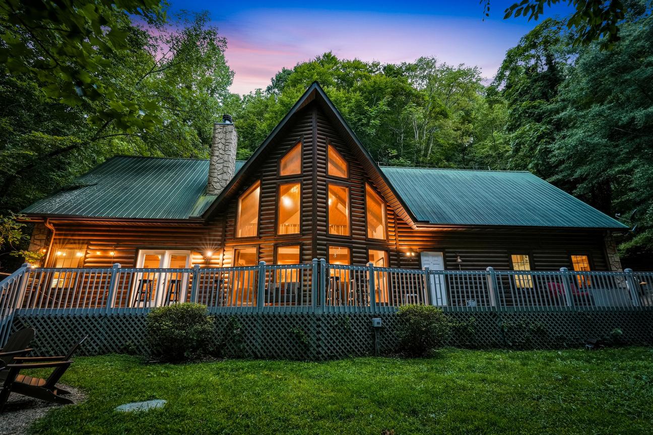 Waterfall Woods Lodge
