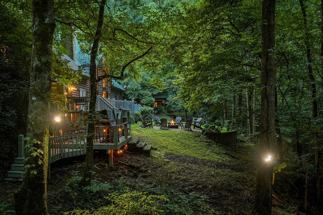Waterfall Woods Lodge