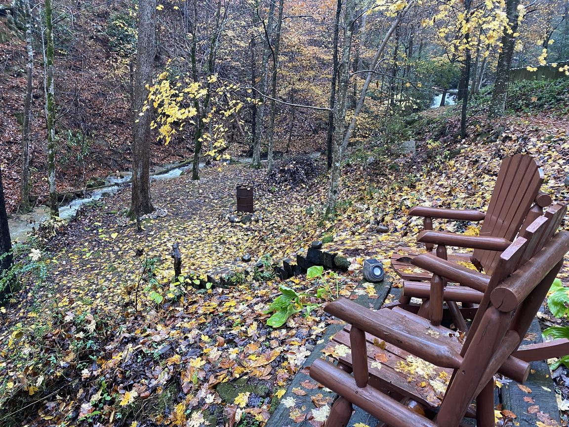 Waterfall Woods Lodge