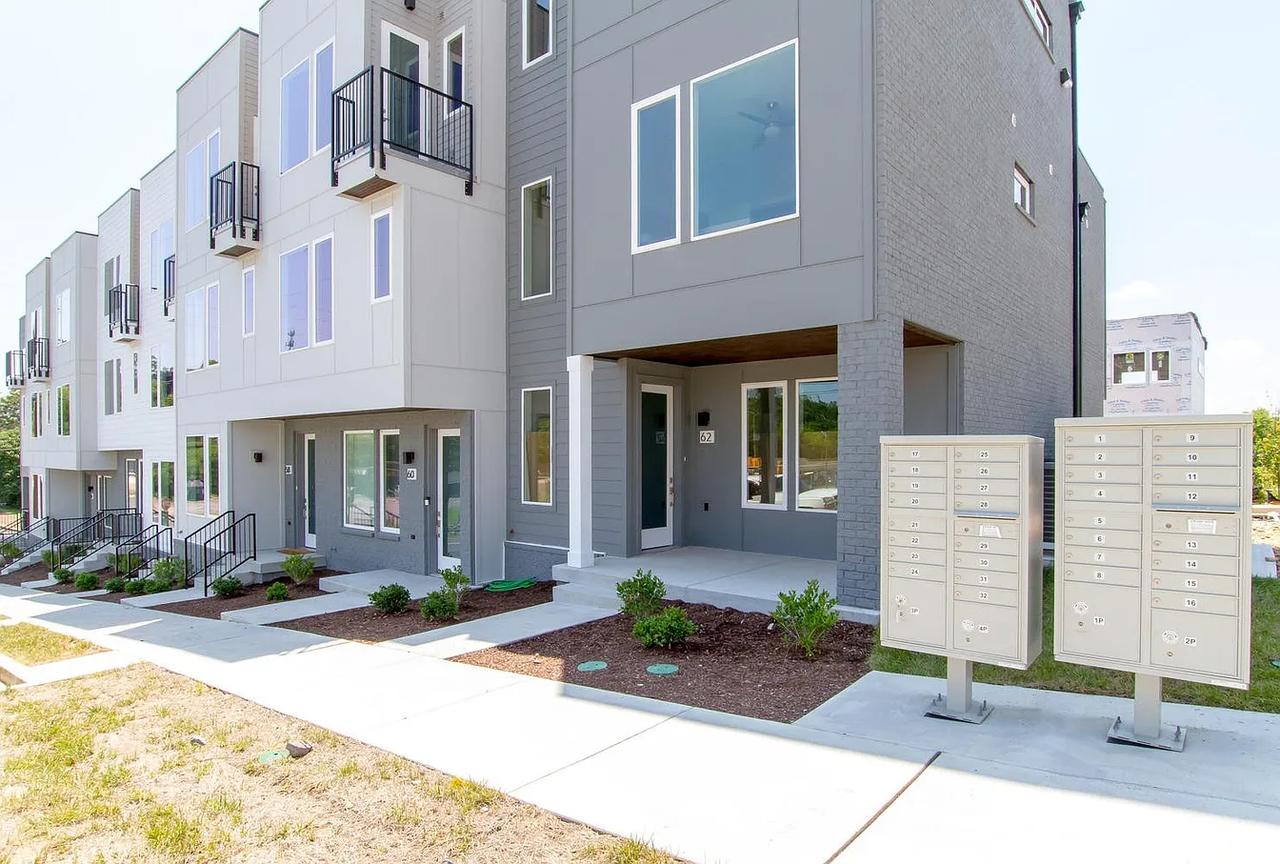 3 BREast Nashville Townhouse on Fern