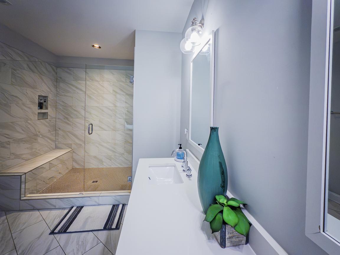 Buena Vista Townhouse near Germantown